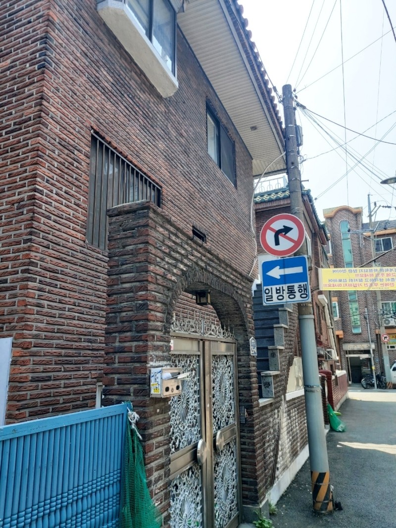 2000769928_AVmDF59P_52eac8b3c3da46eae9dc0bc41722fab3ac53d749.jpg 이미지크게보기