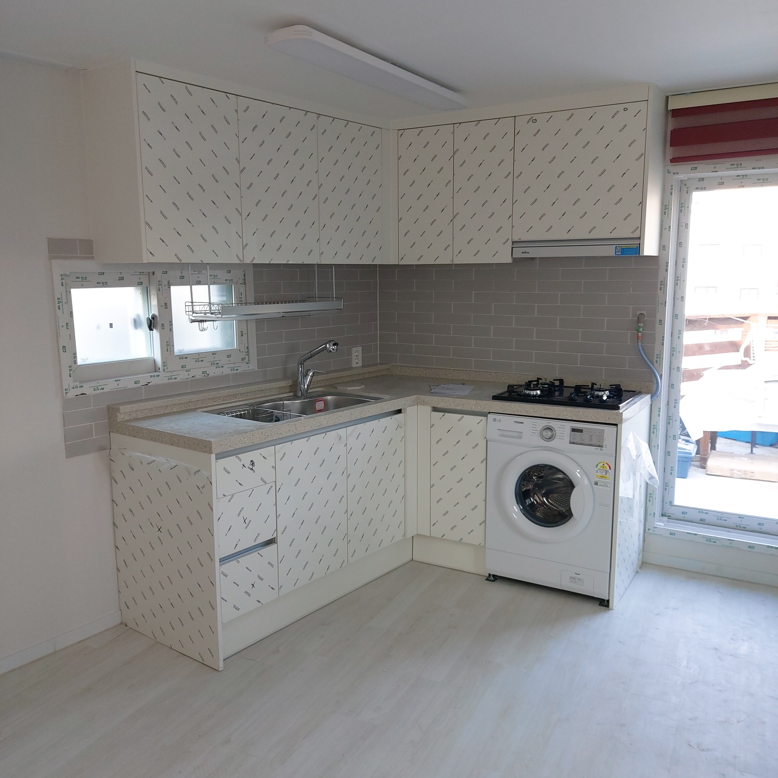 2000769928_tZF5dzIL_13afaf48f6102619a45f6e3432eecaaede84f6ed.jpg 이미지크게보기